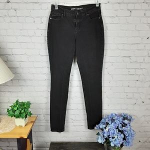 Old Navy Curvey Mid-Rise black jeans size 10 Long